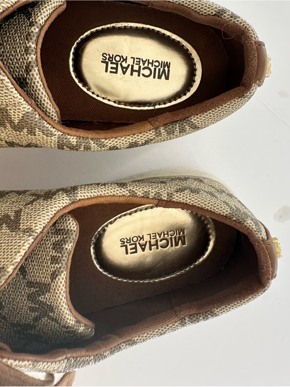 Michael Kors MK Monogram Lace-Up Sneakers Brown Beige Logo Shoes Size 5.5M - Picture 3 of 6